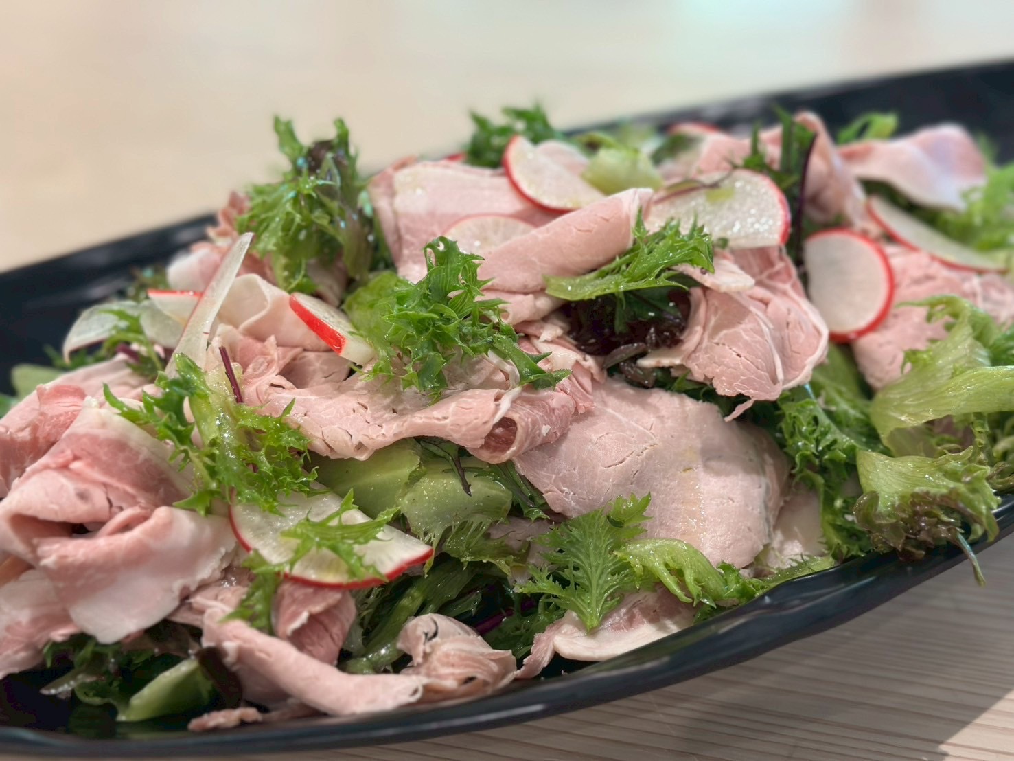 ここだけでしか味わえない自家製ポークハム。